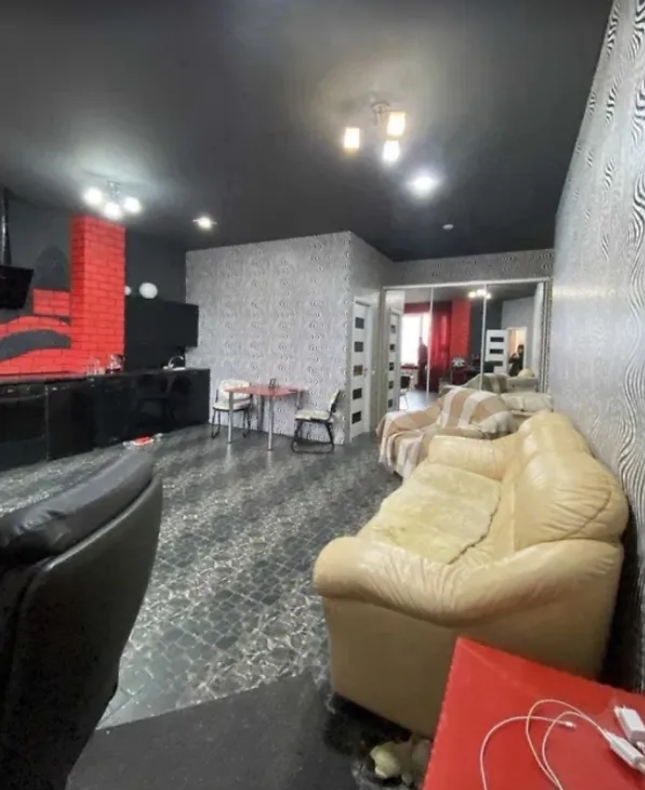 продажа двухкомнатной квартиры номер A-174457 в Приморском районе, фото номер 5